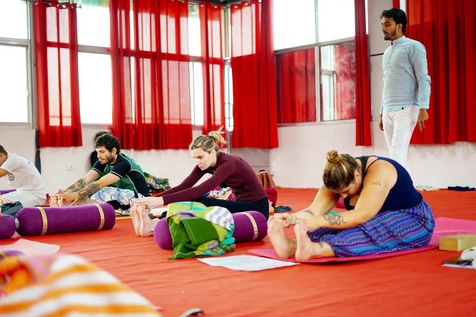 Janu Sirsasana