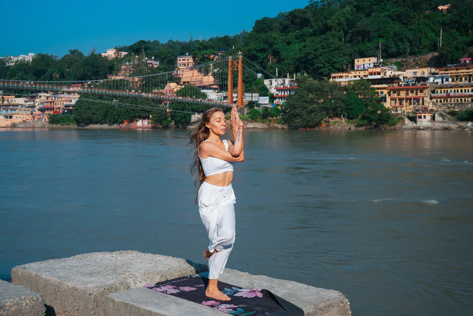 Garudasana